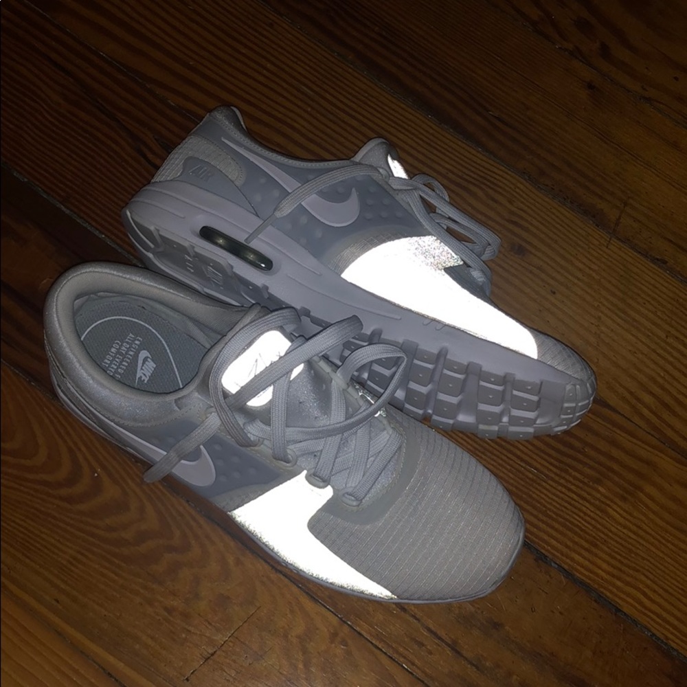 🆕 Nike AIR shoes